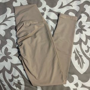 ECHT scrunch bum leggings in nude. Size SMALL.